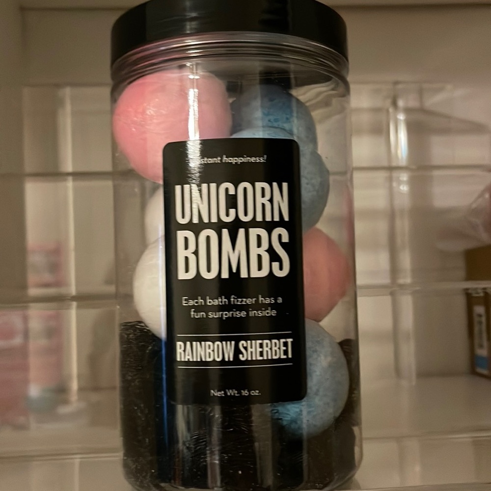 Da Bomb Bath Bombs NIB